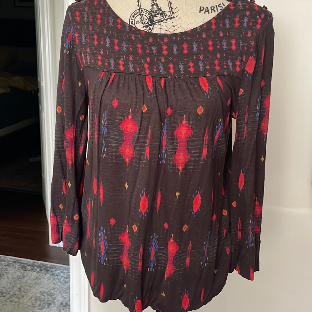 BEAUTIFUL AZTEC PRINT TOP